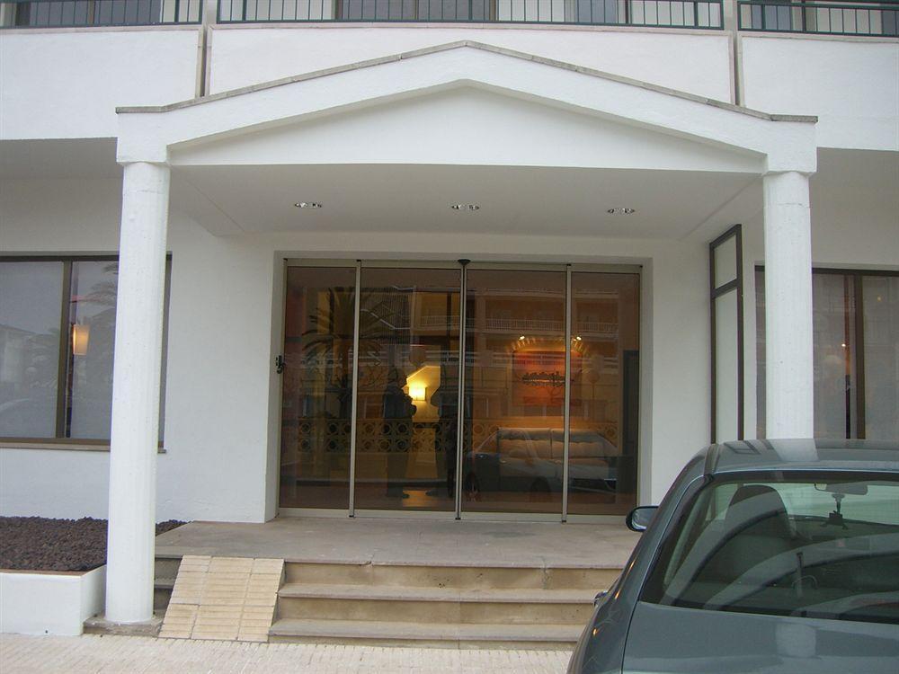Bay Hotel Roses Buitenkant foto
