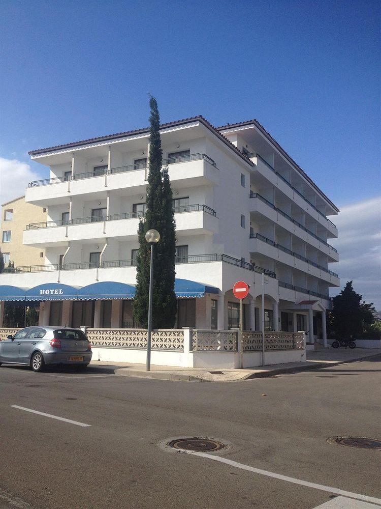 Bay Hotel Roses Buitenkant foto